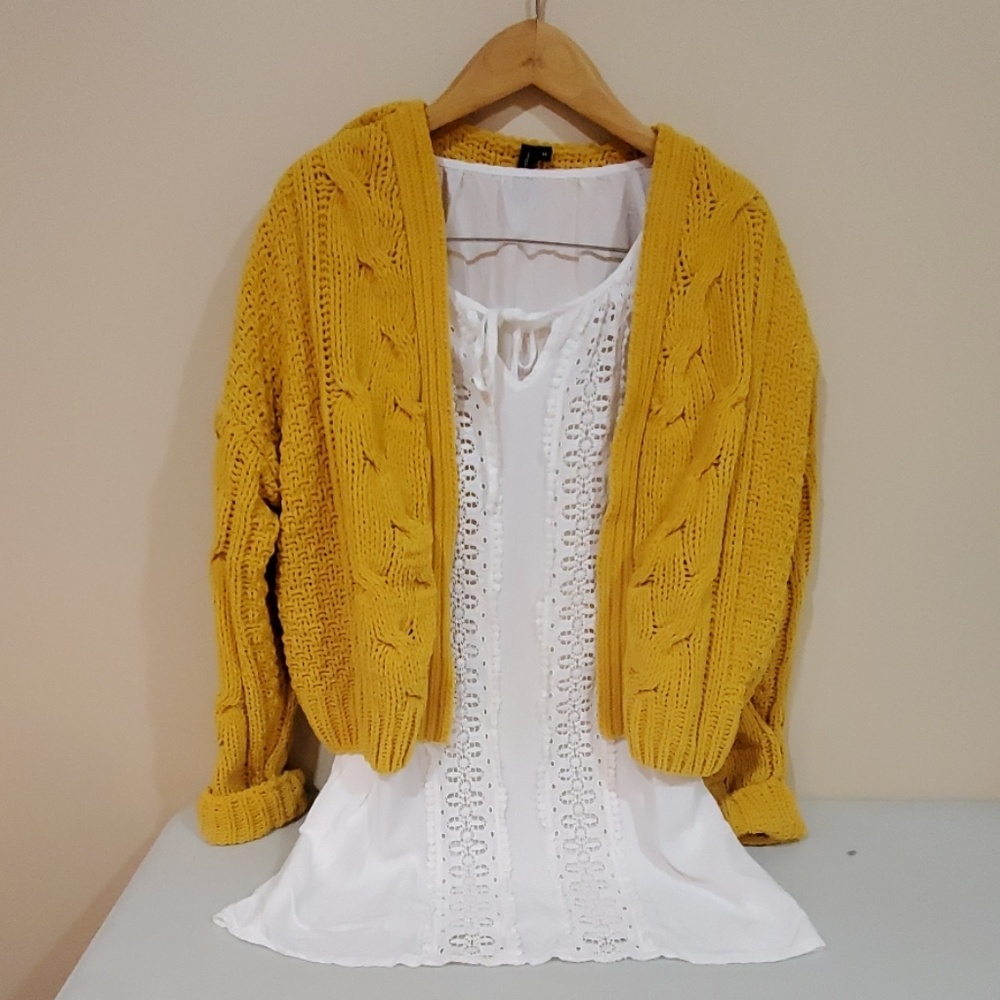 Chunky Oversized Super Soft Cable Knit Cardigan